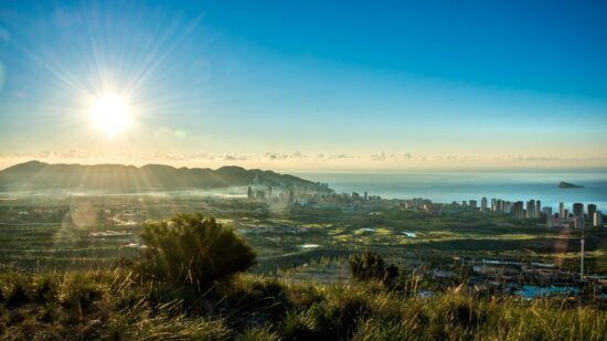 Atrakcje Benidorm ☀️ Co&nbsp;musisz zobaczyć będąc na&nbsp;Costa Blanca?