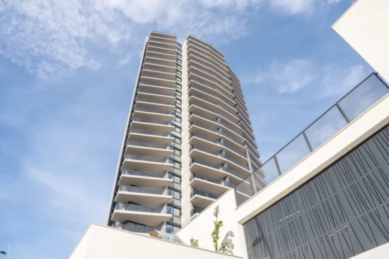 Apartament 2 sypialnie TORRE SAKURA