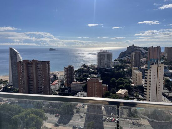 Luksusowy apartament z widokiem na morze w Benidorm